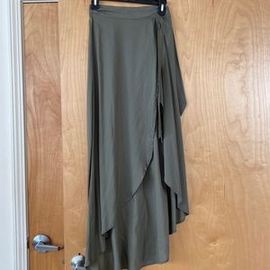 H&M full-length olive wrap skirt with tie and snap buttons